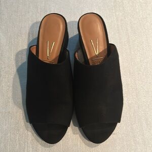 Vizzano Women’s Black Mule Deep Black Nice Quality Size 8 Like brand new